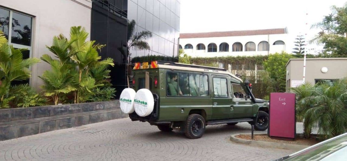 сафари-мобиль